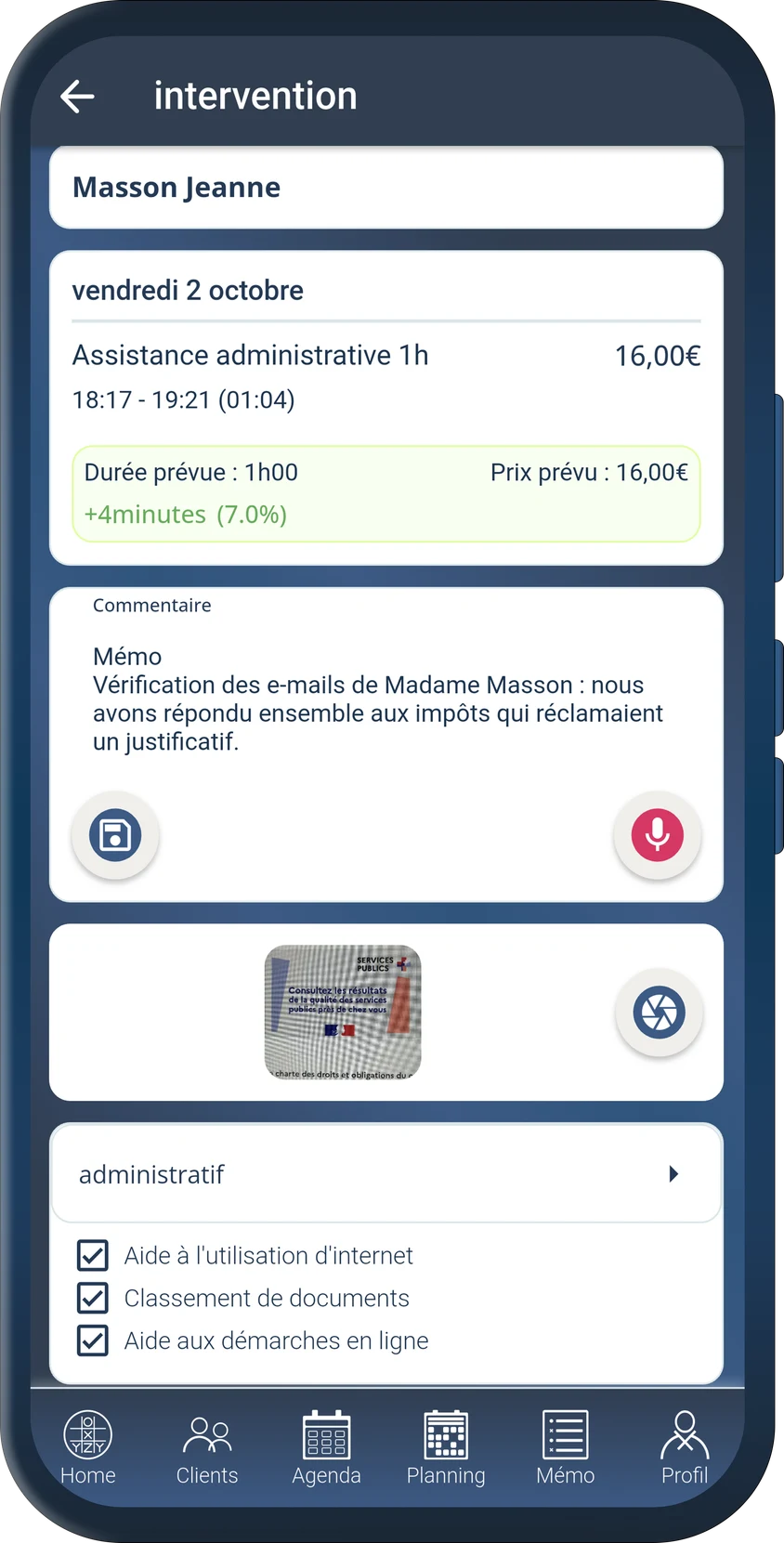 Détail d’intervention avec durée, mémo vocal, photo et actions réalisées